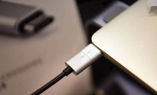 Apple сделала громкое заявление о нововведениях в вопросе зарядного устройства для iPhone