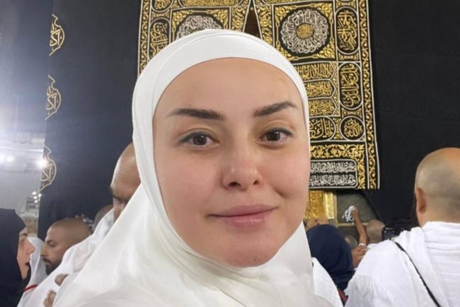 Шахло Зоирова совершила паломничество в Мекку со своим супругом - Новости  Узбекистана