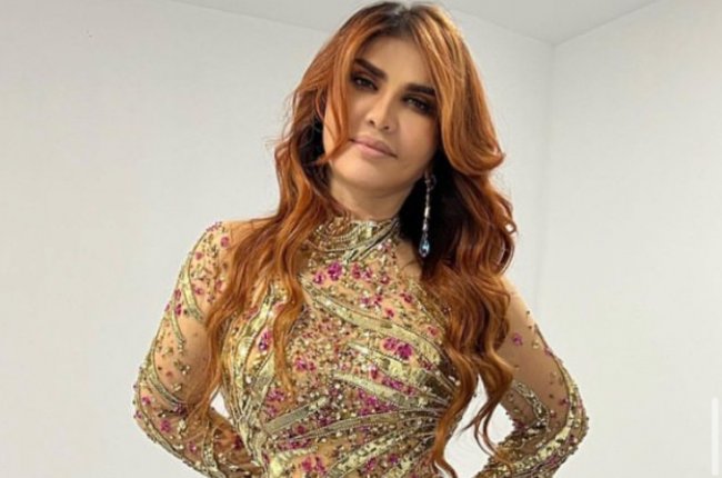 Видео: Узбекская певица Озода Нурсаидова получила золотую награду от YouTube