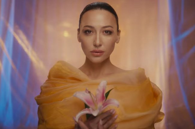 Видео: Узбекская певица Лола впервые за долгое время презентовала новую песню и клип