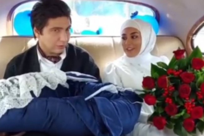 Видео: Стало известно, как назвали сына узбекского певца Зохида Рихсиева