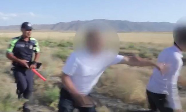 В Узбекистане мужчина приказал сыну без прав «спасаться» бегством от сотрудников ДПС — видео