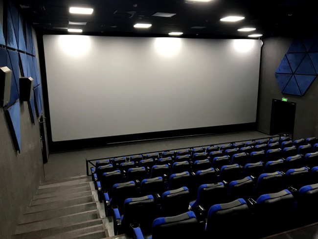 Стало известно, в каких регионах Узбекистана чаще всего посещают кинотеатры