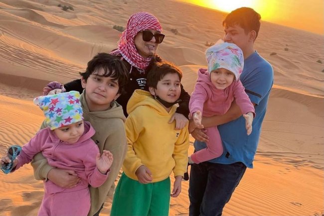 Узбекская певица Нилюфар Усманова призналась, что одна воспитывает пятерых детей