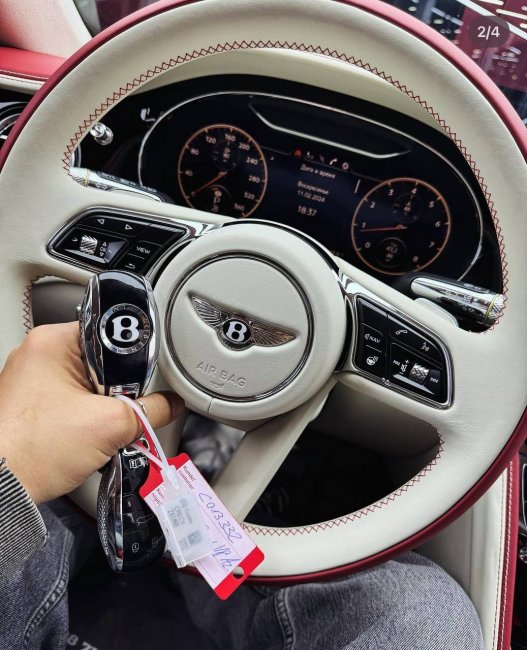 Узбекский певец Хамдам Собиров приобрёл авто марки Bentley за $360 тыс
