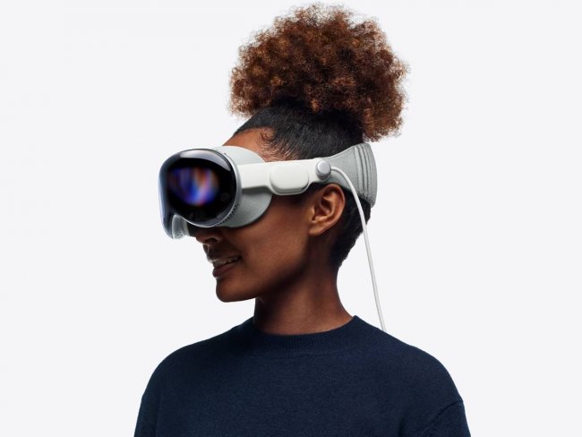 Владельцы Apple Vision Pro массово возвращают очки в магазины