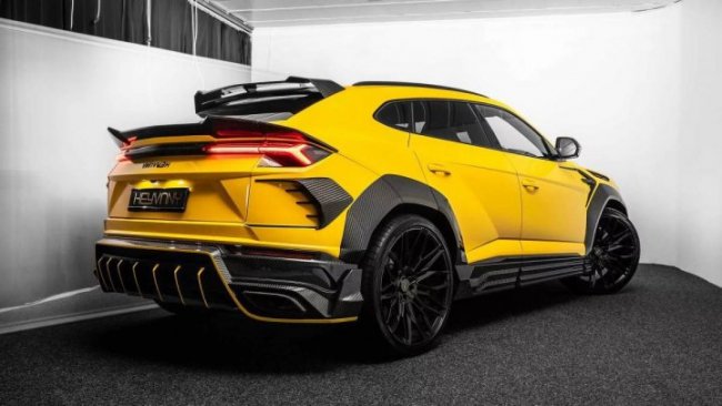 Lamborghini Urus с двигателем в 666 л. с. появился в одном из автосалонов Ташкента