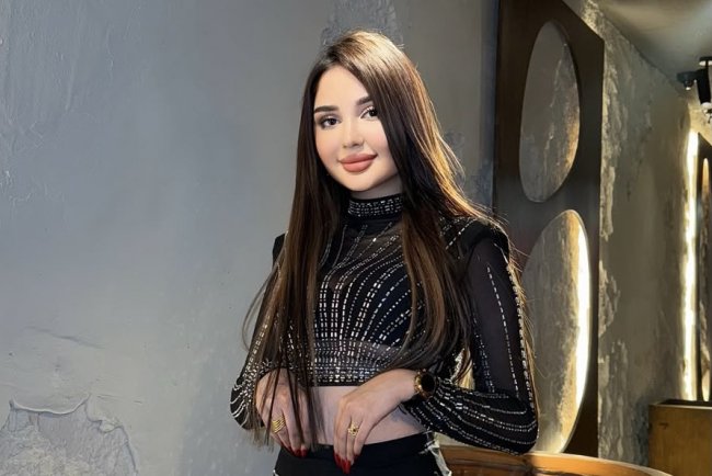 Узбекская блогерша Севинчка опубликовала фотографии в мини-шортах