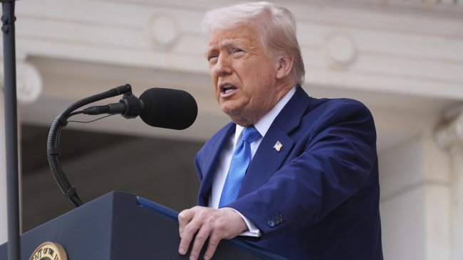 Трамп предупреждает США о крахе экономики
