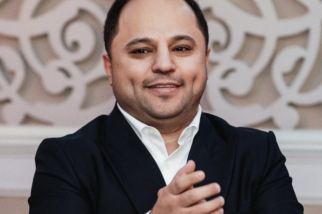 Узбекский певец Даврон Эргашев поддержал введение налогов для артистов