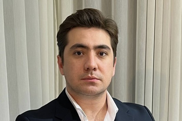 Узбекский актер Шохрух Хамдамов призвал отказаться от пышных свадеб