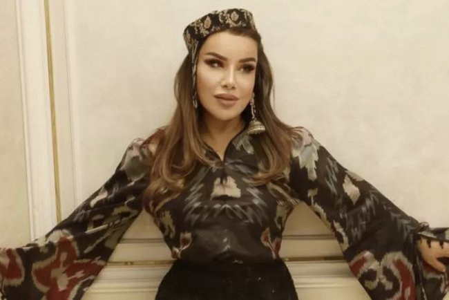 Узбекская певица Юлдуз Усманова объяснила частую смену нарядов на концертах
