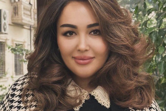 Узбекская певица Юлдуз Турдиева раскритиковала рестораны за отношение к простым гостям