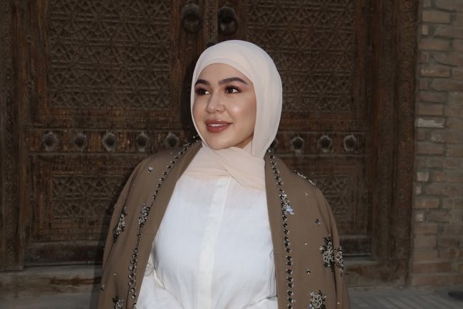 Узбекская блогерша Муборак Абдуллаева опровергла слухи о своей помолвке