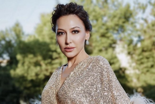 Узбекская певица Лола вернулась после долгого перерыва