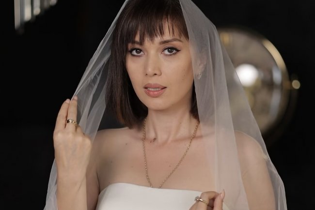 Узбекская актриса Барчин Гафурова выходит замуж