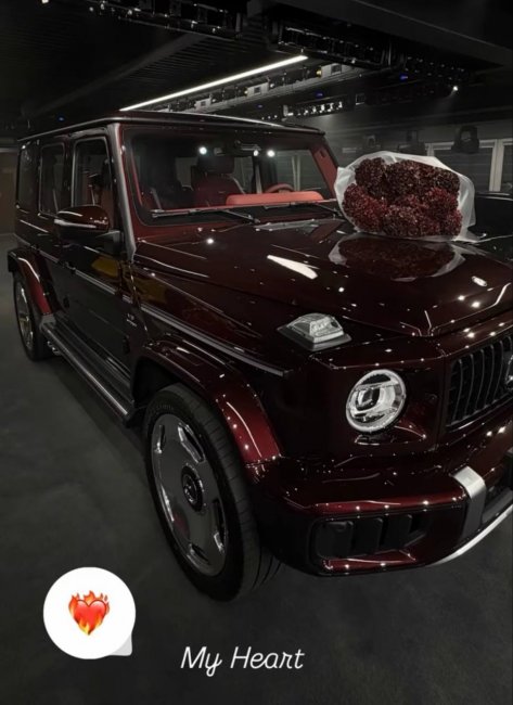 Тимати подарил Валентине Ивановой Mercedes на день рождения